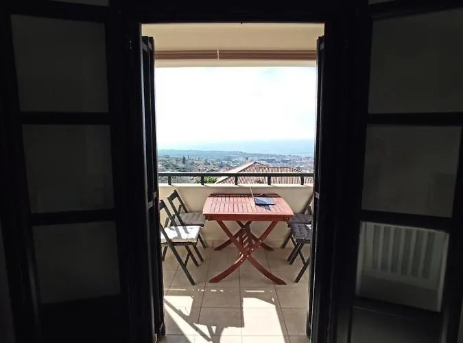 Дом отдыха Kiparissia Castle & Sea View *