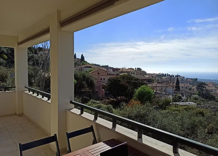 Kiparissia Castle & Sea View Feriehus Kyparissia