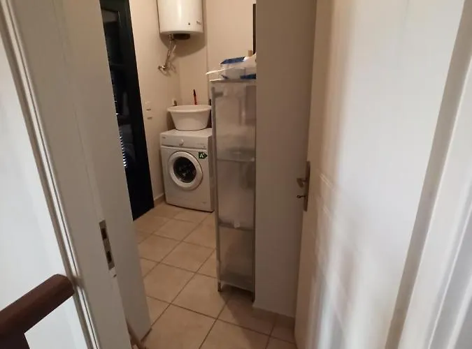 Kiparissia Castle & Sea View Semesterbostad