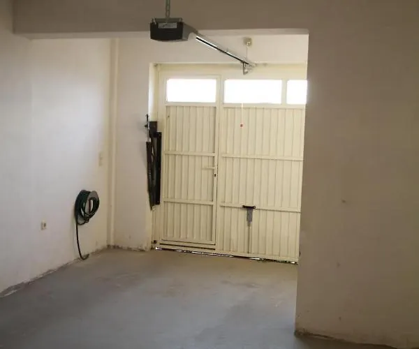 Kiparissia Castle & Sea View *